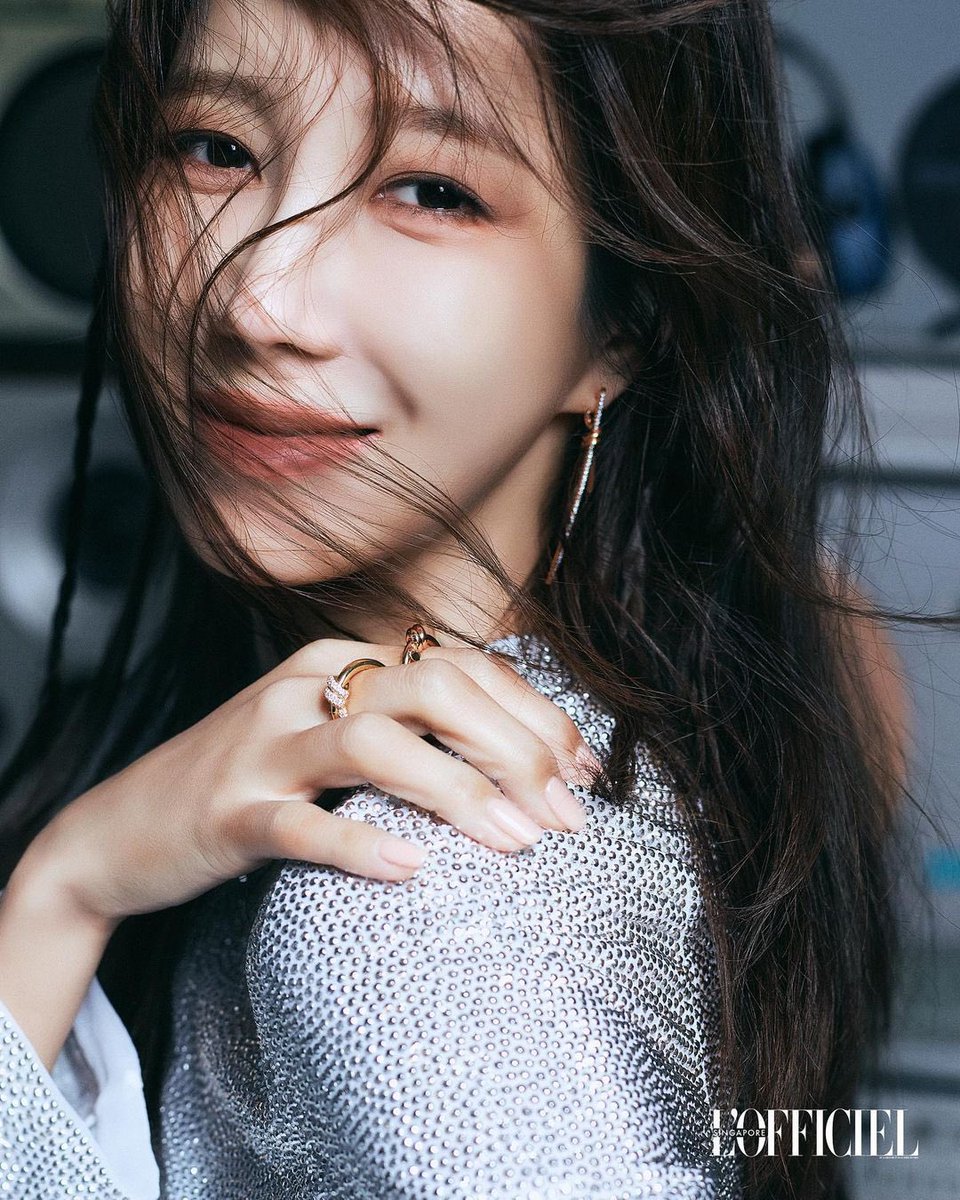 아니 이 얼굴이 가능한 얼굴인가ㅠㅠㅠㅠㅠ
올해는 또 이걸로 버틸 수 있겠군