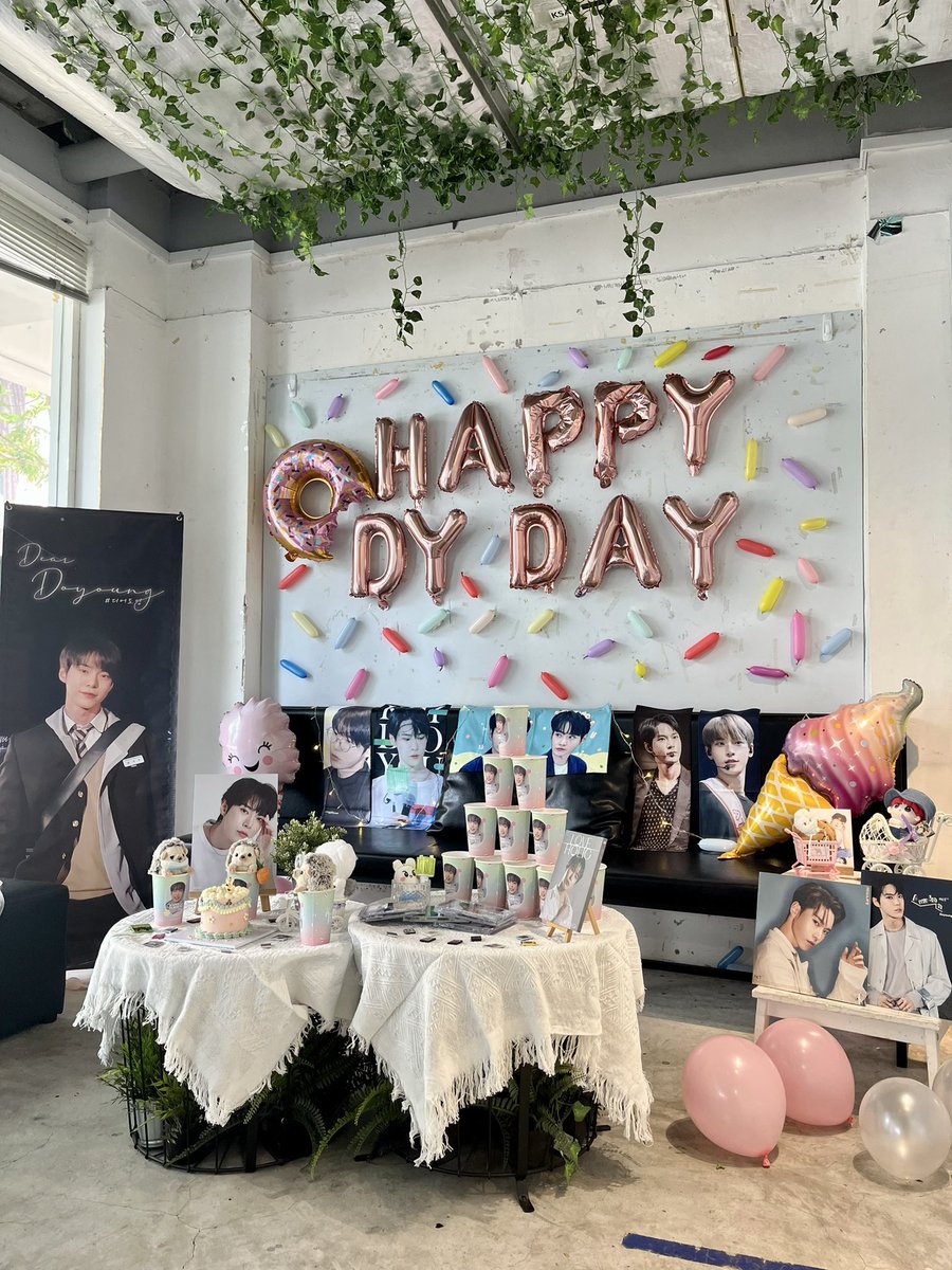 mybfwonwoo's tweet photo. @DoyoCitySG A huge thank you to all the admins &amp; organizers for this super pretty event and all the FS!!! So amazingly decorated 🥺❤️ #Doyocitysg https://t.co/uW8G01OHlA
