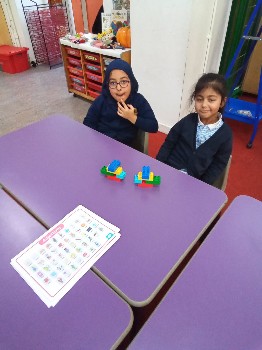 LaycockPrimary's tweet photo. #LaycockYearOne are working on #Algorithms in #LaycockComputing. We are using #PurpleMash and #Lego to give and follow instructions 🖥️ https://t.co/chNEsaGbkz