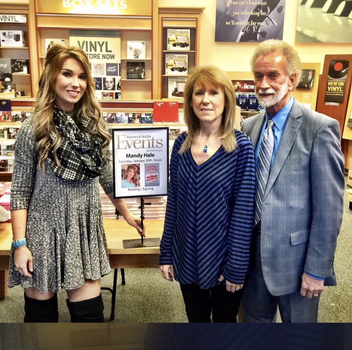MandyGautsch's tweet photo. Six years ago today was the book release for my third book, #BeautifulUncertainty. The line was wrapped all the way around the store & I was blown away. “They’re all here for me?!” 😬🥰
And of course, my sweet mama & daddy were the first in line 💙
It was a very special day. https://t.co/TwhXRPYidd