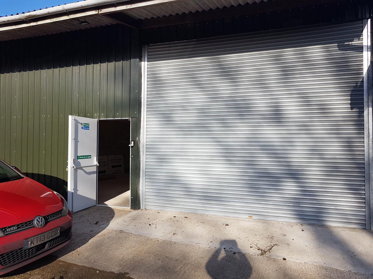 derwenthillside's tweet photo. Preliminary Details - Now Available: Unit A2, Woolmer Farm Buildings. Up to 850 sq ft. #Liphook #ToLet #Industrial #DerwentHillside https://t.co/bDbCAPtnQD https://t.co/ykSSXfUoUe