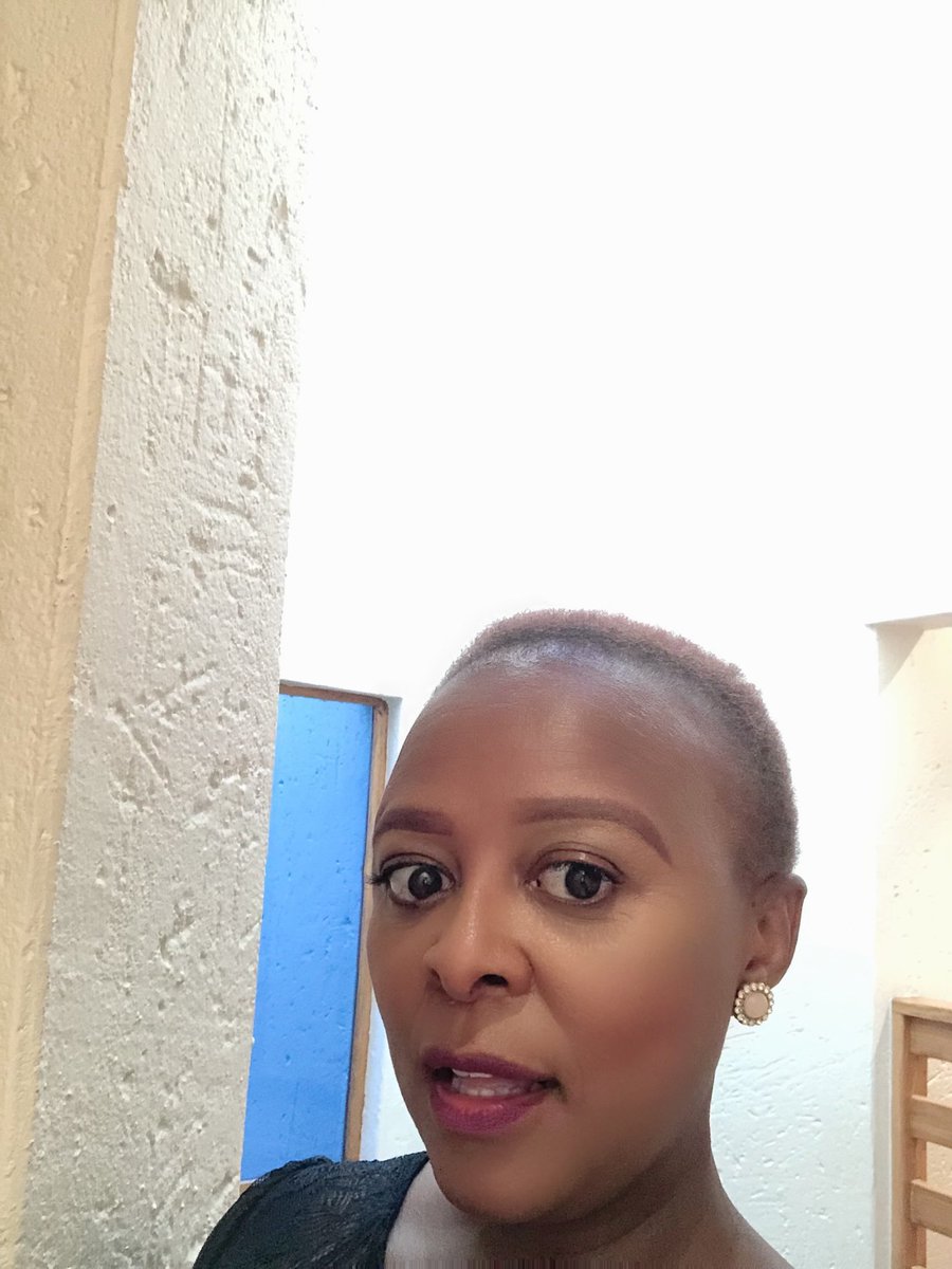 sontondlovu's tweet photo. When I grew up, especially in primary school, I used to get picked on (nowadays called bullying) for my nose! Needless to say, people are paying a lot of money to reshape their noses nowadays! But angikho lapho😃😃😃 
#RandomMondayThoughts https://t.co/pqdpTTKQxV