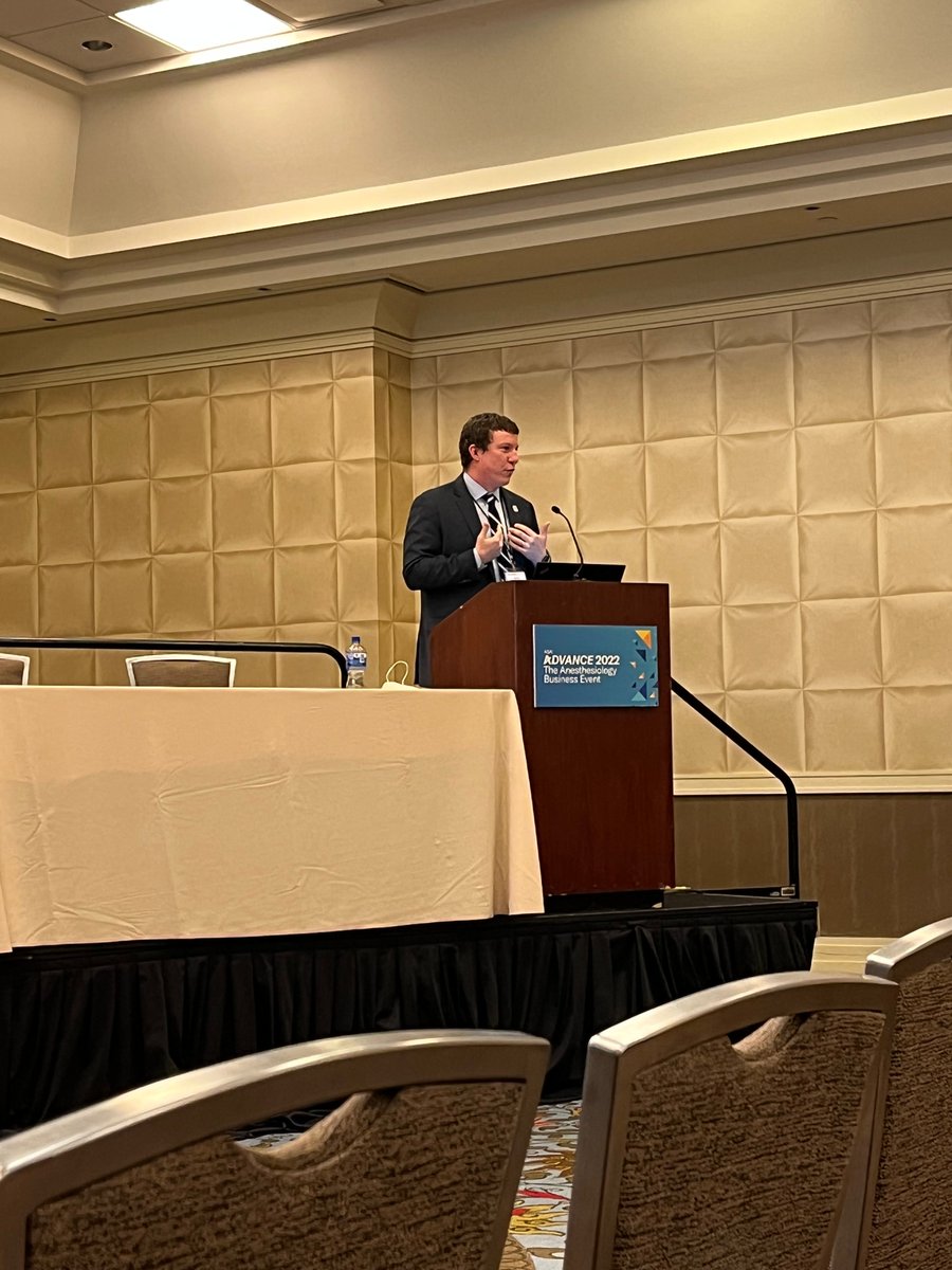 CaleKasselMD's tweet photo. Thanks again to @ASALifeline for the opportunity to speak on #personalfinance for residents/fellows at #ADVANCE22 It is always fun to see trainees interested in taking charge of their finances. Was great to be in person as well! #anesthesiology https://t.co/RhUDONZ619