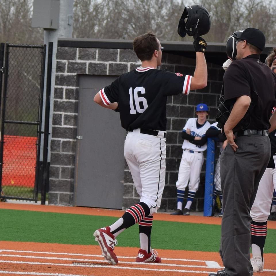 baseballbryce16's tweet photo. Signing day tomorrow!!! 3:25 pride rock sweets will be provided! https://t.co/xyOFpKyQwx