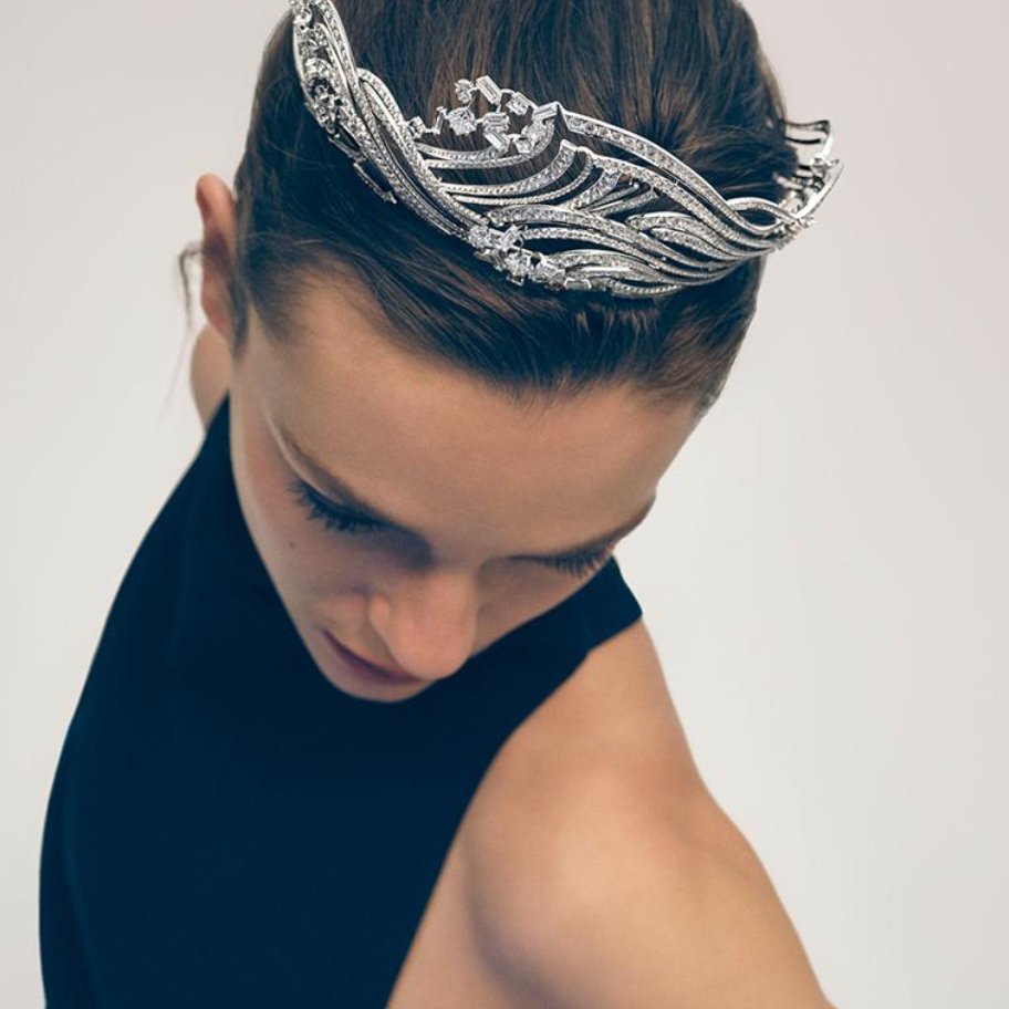 The Daily Cut 💎 Dresden £95m jewellery heist trial begins; Six jewellery trends to know about in 2022; Chaumet's captures breaking waves in high jewels - mailchi.mp/82940f052376/t…
