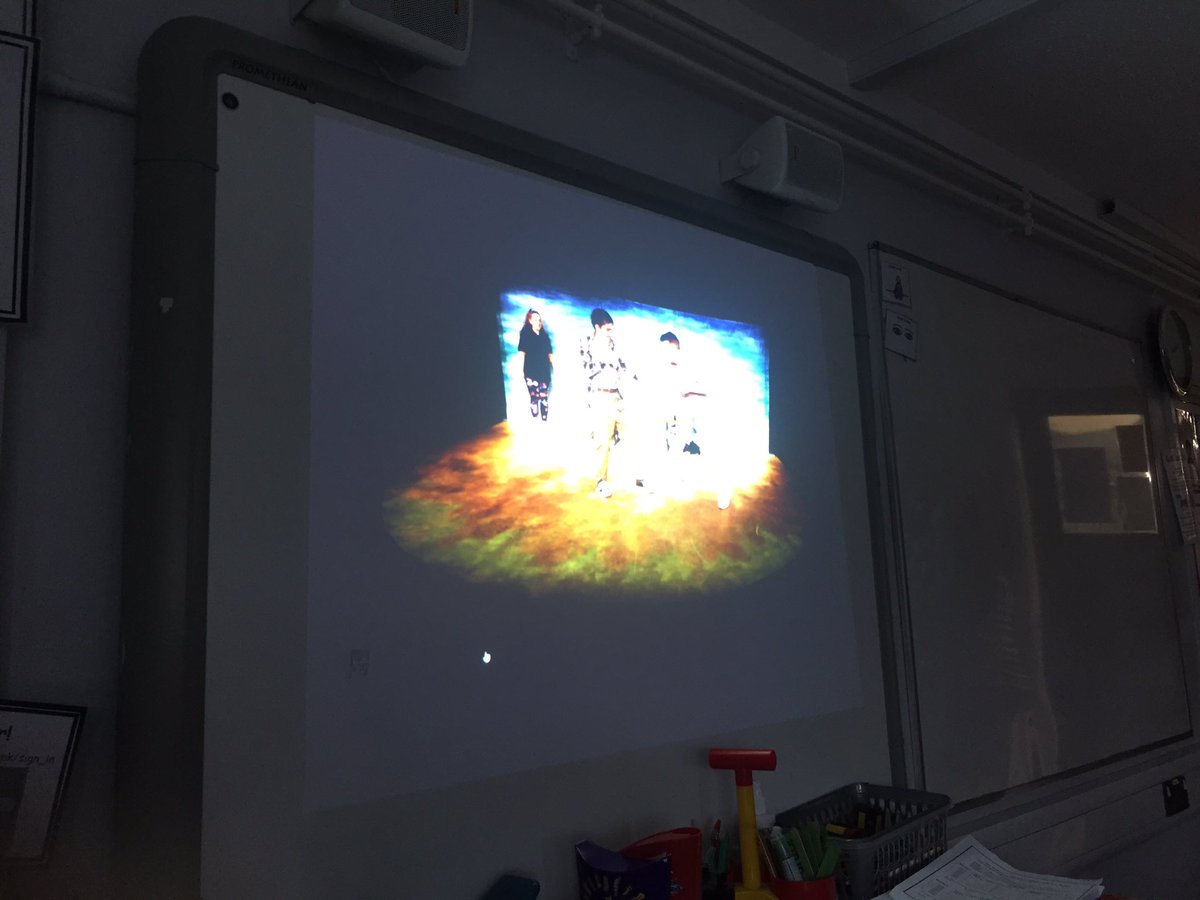 YsgolNant's tweet photo. Diolch i theatr @AradGoch am berfformiad a gweithdy arbennig gyda Blwyddyn 5 am drafod emosiynau. #iechydalles #trafod #siarad @ysgoliachsirgar  Important emotional wellbeing messages discussed through drama. Diolch 👍 https://t.co/4x8tHCVWCP