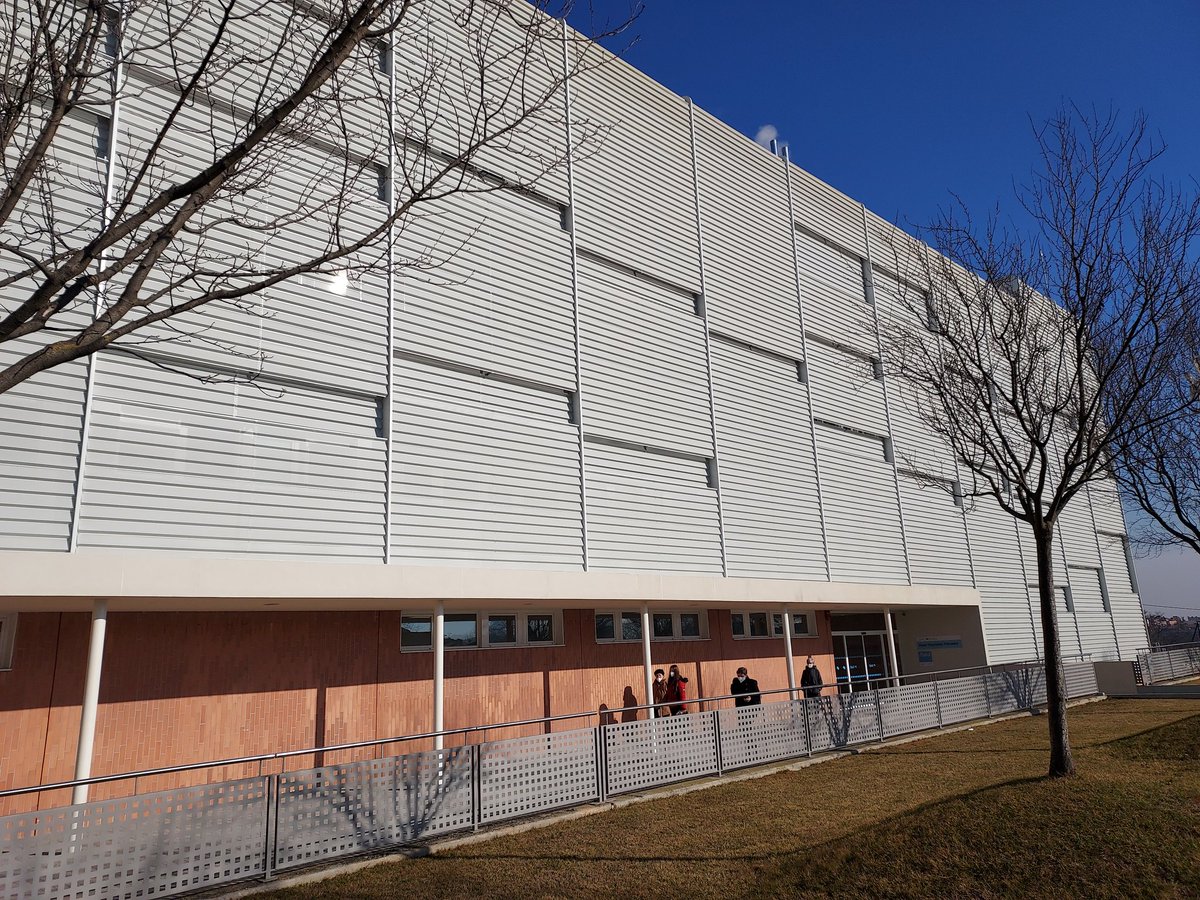 Avui, de bon matí, el primer pas per tornar a pujar un cim alte cop. 

I malgrat tot disposat, com no podia ser d'altra manera, a garantir els drets dels diputats i la sobirania del parlament.