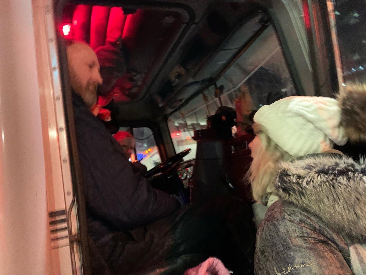 CandiceBergen_'s tweet photo. Here are some Manitobans I met and talked with last night. These were the โunacceptable viewsโ they were expressing: they and millions like them have had enough of the lockdowns and broken promises. They deserve to be heard and they deserve respect. #FreedomConvoyCanada2022 https://t.co/JCXLRlo7md