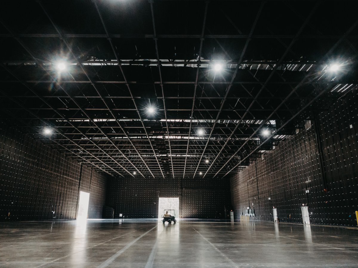 gdecd's tweet photo. .@GovKemp announced today that Cinelease Studios will expand its Georgia operations at Three Ring Studio in Covington. The facility will include 8 new stages, 100,000 square feet of office space, & an additional 72,800 square feet of flexible space. More: https://t.co/ZOyiKj7kR8 https://t.co/TaiSya6Ko3