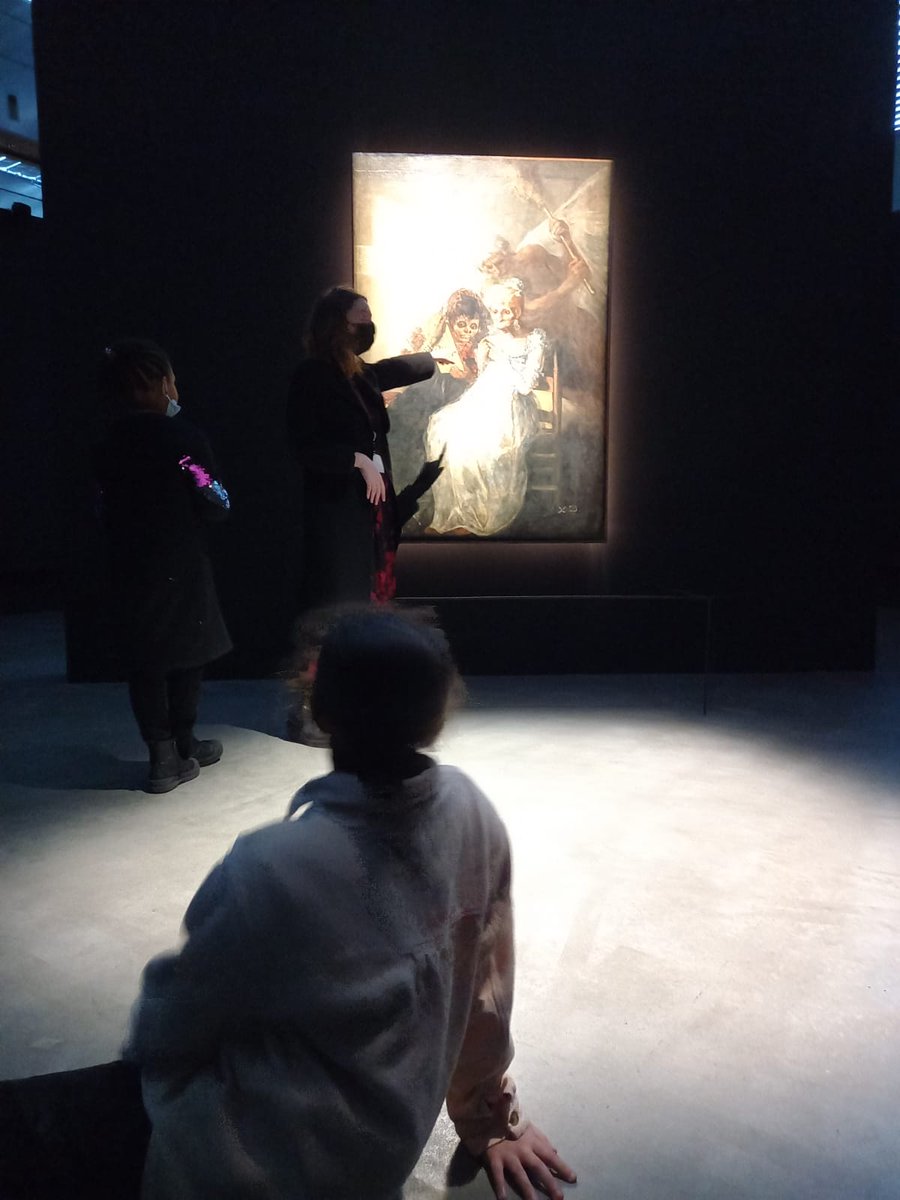 FondationEngie's tweet photo. Samedi au Musée pour les jeunes de @FeteleMur : la Fondation @ENGIEgroup a invité 30 jeunes de #FeteleMur Lille et Roubaix à découvrir l'exposition #ExperienceGOYA au Palais des Beaux-Arts de @lillefrance . Merci aux équipes du @PBALille pour leur accueil ! #culturepourtous https://t.co/78hV0fOVCp
