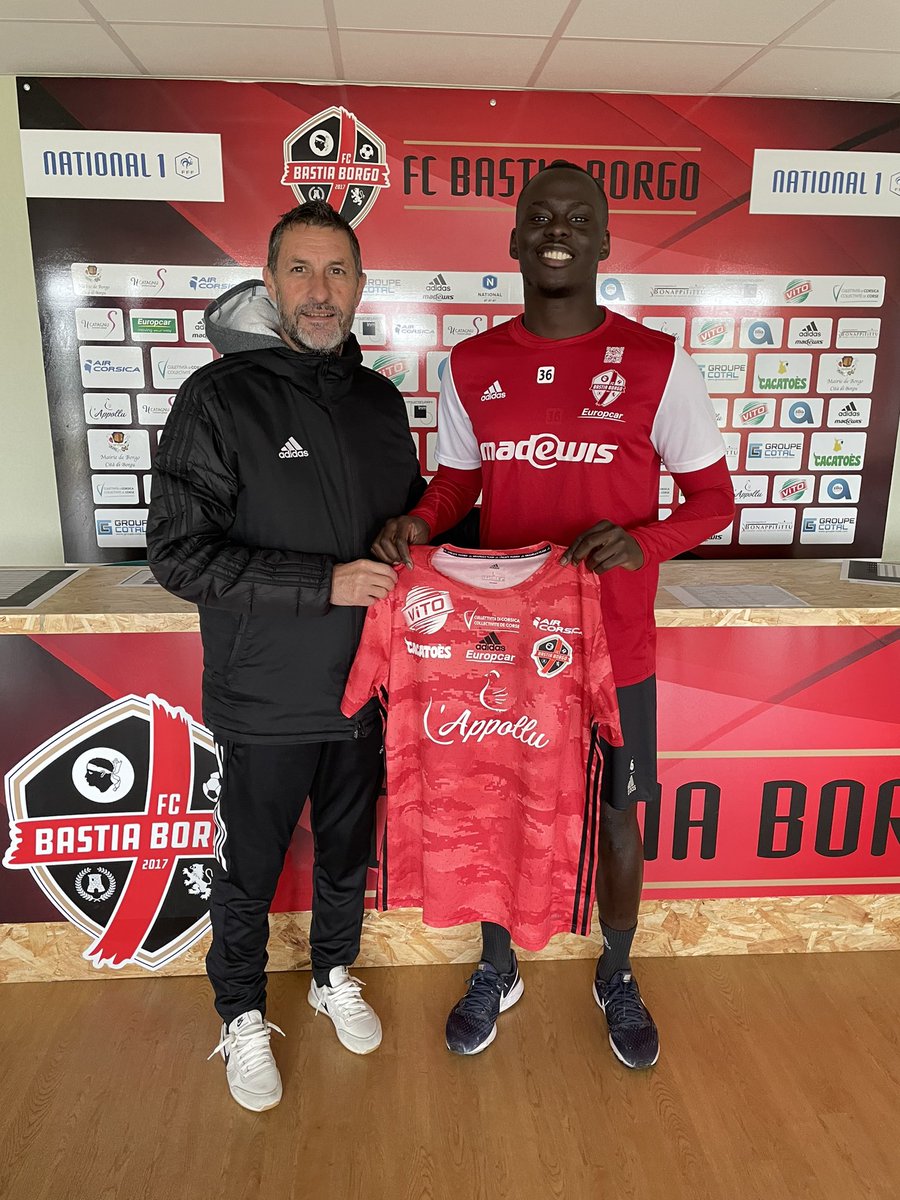 fcbastiaborgo's tweet image. 📝📝 Deux signatures lors de ce dernier jour de mercato ! Abdoulaye Kote (ex-Angers) et Saïd Arab (prêt en provenance du Paris FC) s’engagent jusqu’à la fin de saison dans cette opération maintien. Bienvenue à eux !  #ForzaFCBB #forzafcbb🔴⚫️