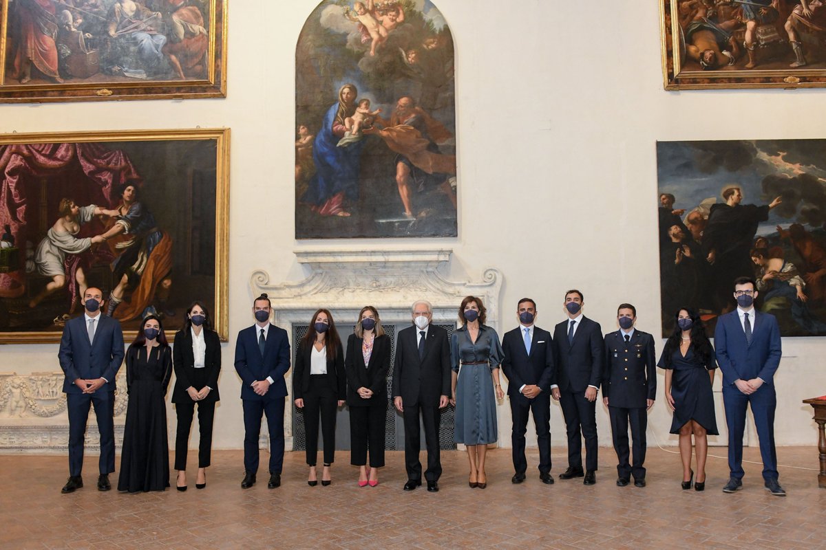 ItalianQuality's tweet photo. Le nostre migliori congratulazioni a Sergio #Mattarella, eletto Presidente della #Repubblica Italiana 🇮🇹 per il secondo mandato, in attesa di incontrarla alla prossima #GiornataQualitàItalia e celebrare insieme i successi del #MadeinItaly nel mondo. @Quirinale https://t.co/POFwOiBQHe