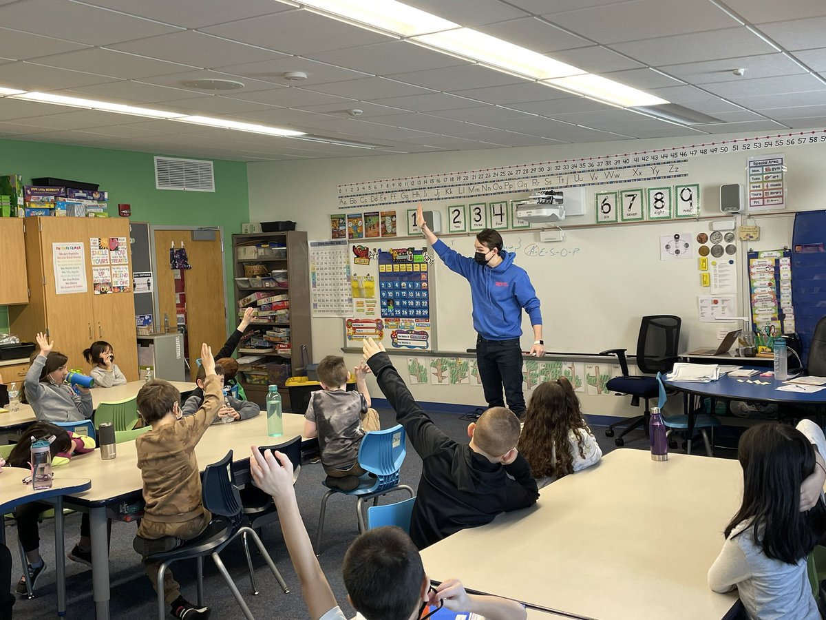 jrosales123's tweet image. Aesop’s fables performance #2ndgrade #awesomeshow