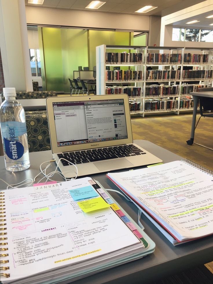madeoflavenderr's tweet photo. this week- meetings, vanilla lattes, lectures and deadlines https://t.co/2UguuKiQtN