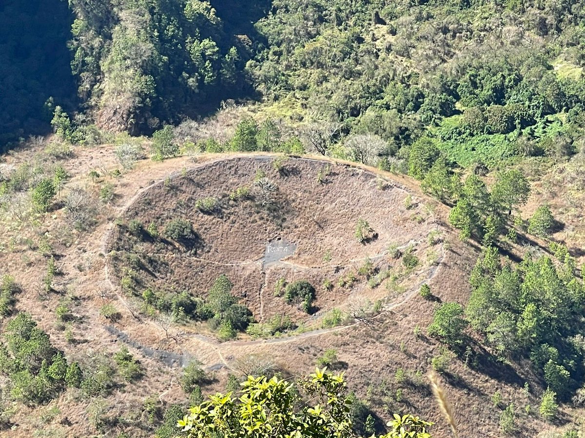 SimonDixonTwitt's tweet image. #ElSalvador really is a stunning place to progress the future of finance with #Bitcoin