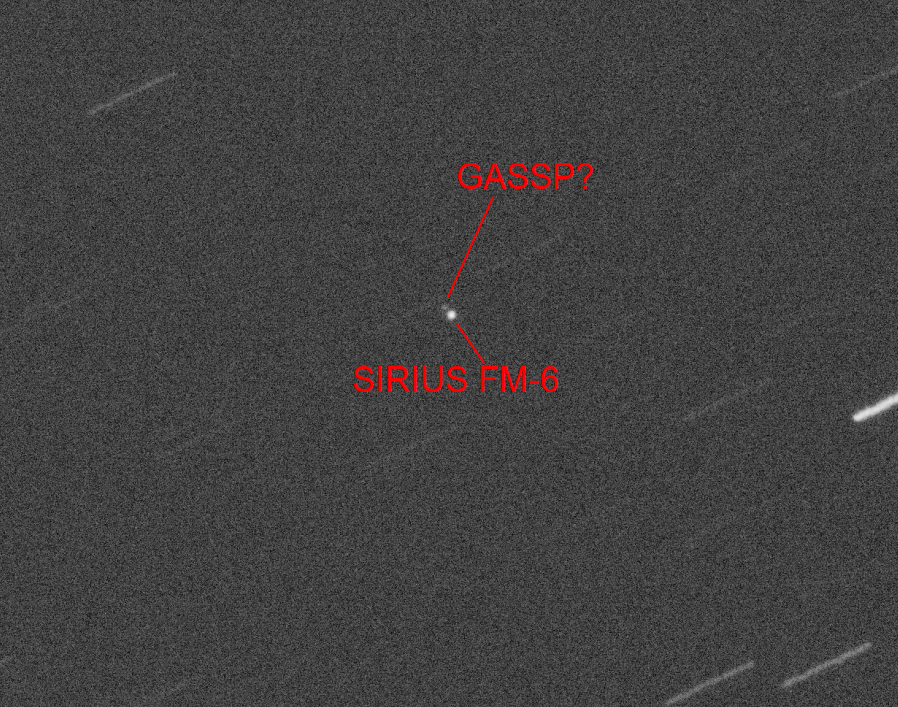 coastal8049's tweet photo. A suspected GASSP from #USSF8 observed last night is drifting eastward.  Here it passes angularly very close to SIRIUS FM-6 at ~2022-01-31T10:42 UTC. https://t.co/UVxIO4tLkO