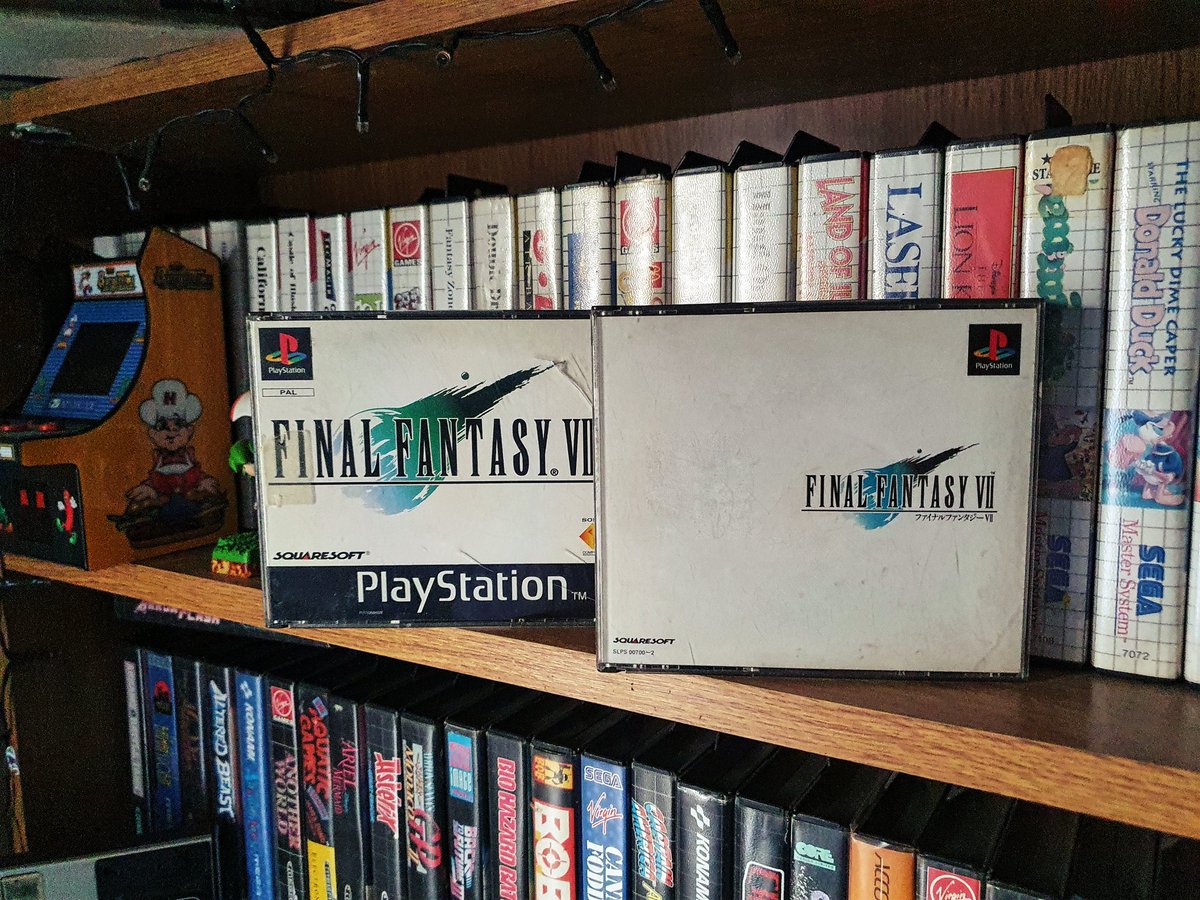 #Ps1day seems like everyone is showing FFVII today because of its 25th anniversary, so I thought I'd be different and...nah who am I kidding, I'd already planned to tweet it so have some more Final Fantasy, PAL and Japanese editions