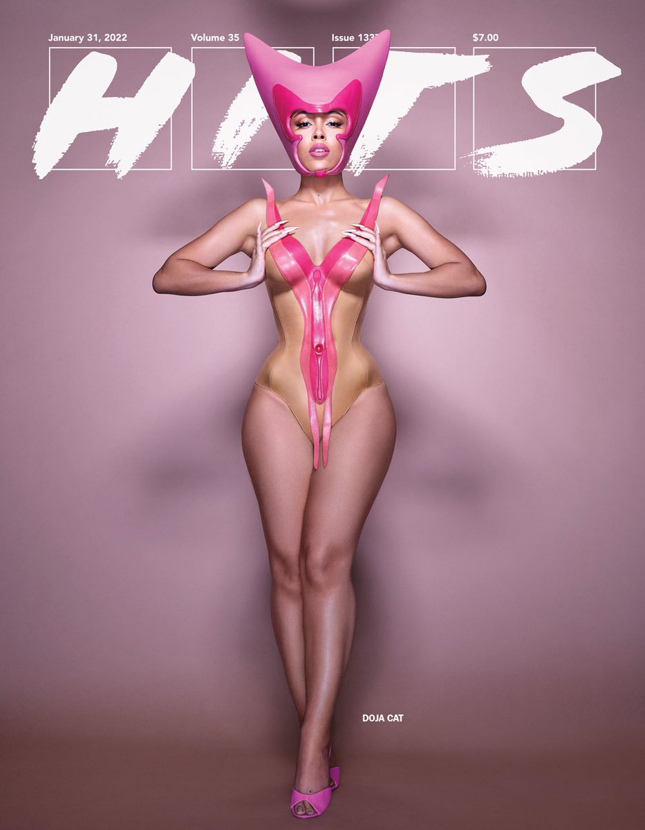 DojaNews's tweet photo. .@DojaCat is on the cover of #HitsMagazine's latest issue. https://t.co/DJGdRzjVaY