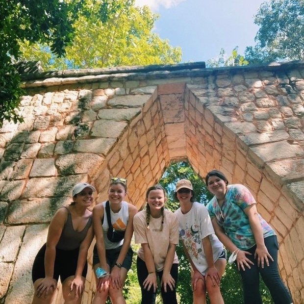 Want to make lasting memories abroad like Samantha? Start planning with The Kentucky State Virtual Study Abroad Fair which starts today!

Click the link below to register for sessions!
bit.ly/3HkCXJK

📸 Samantha Levine
📍KIIS Mexico