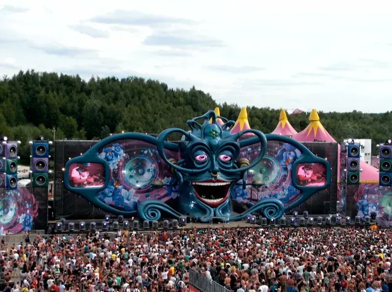 Frog_3D's tweet image. Our FROGMILL includes a 4th axis to boost your capabilities in producing full 3D carvings from a single piece of foam. It not only improves efficiency, but gives you the accuracy and detail you need for your next project. #FROG3D #CNCfab #specialevent #scenicdesign