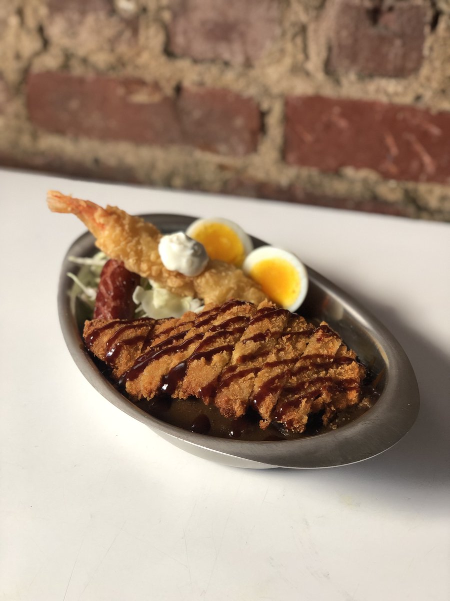 🍛⚈🍤⚈🥚⚈🍖✨
#homerun #curry #gogocurry #japanesecurry #yum #instafoodie