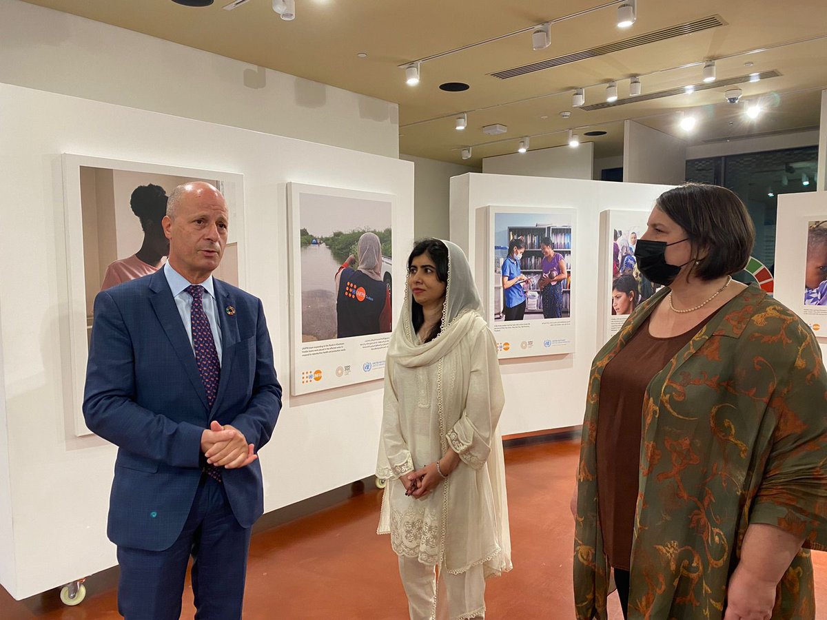 UNFPA's tweet photo. We were honored to welcome @Malala to our #SafeBirthEvenHere exhibition in the #UNHub at @expo2020dubai

Thank you @MalalaFund for your shared commitment to delivering a world where every childbirth is safe 🧡

#Expo2020Dubai https://t.co/53icILeYAU