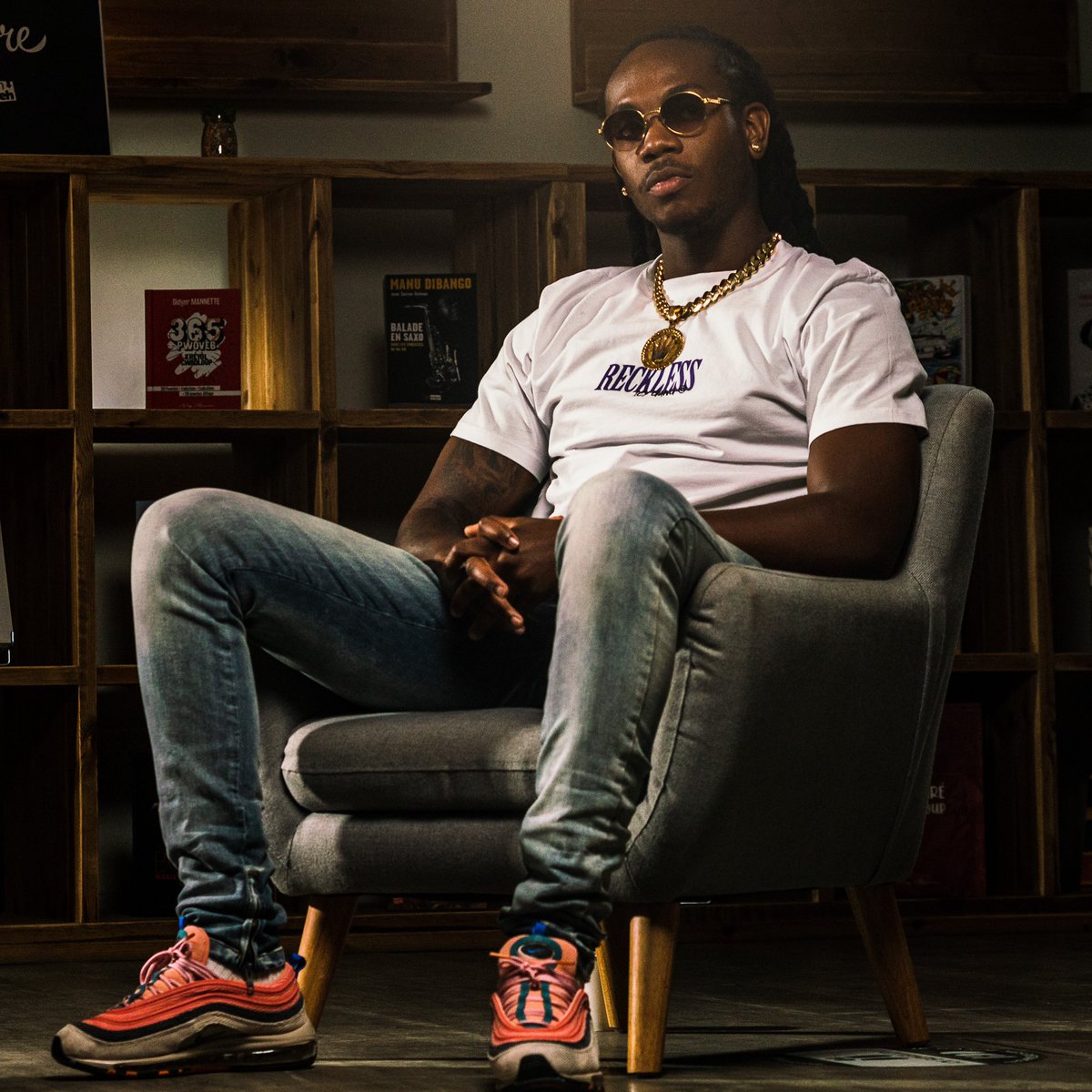 loxymore_com's tweet photo. L’interview de @Kevni est toujours disponible !

"Ce n’est pas devenu sérieux c’est juste l’amour de la musique…"

🔗 : https://t.co/lQAR6MiCua

Entretien à (re)découvrir sur notre chaîne YouTube !

#LoxymoreITW https://t.co/VK1IRu2DCk