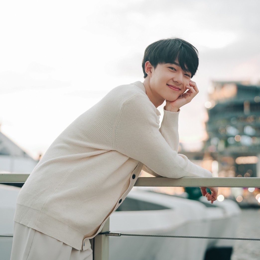 cloudnunew's tweet photo. cah lanang 🧡✨ https://t.co/hkj4HlQbbi
