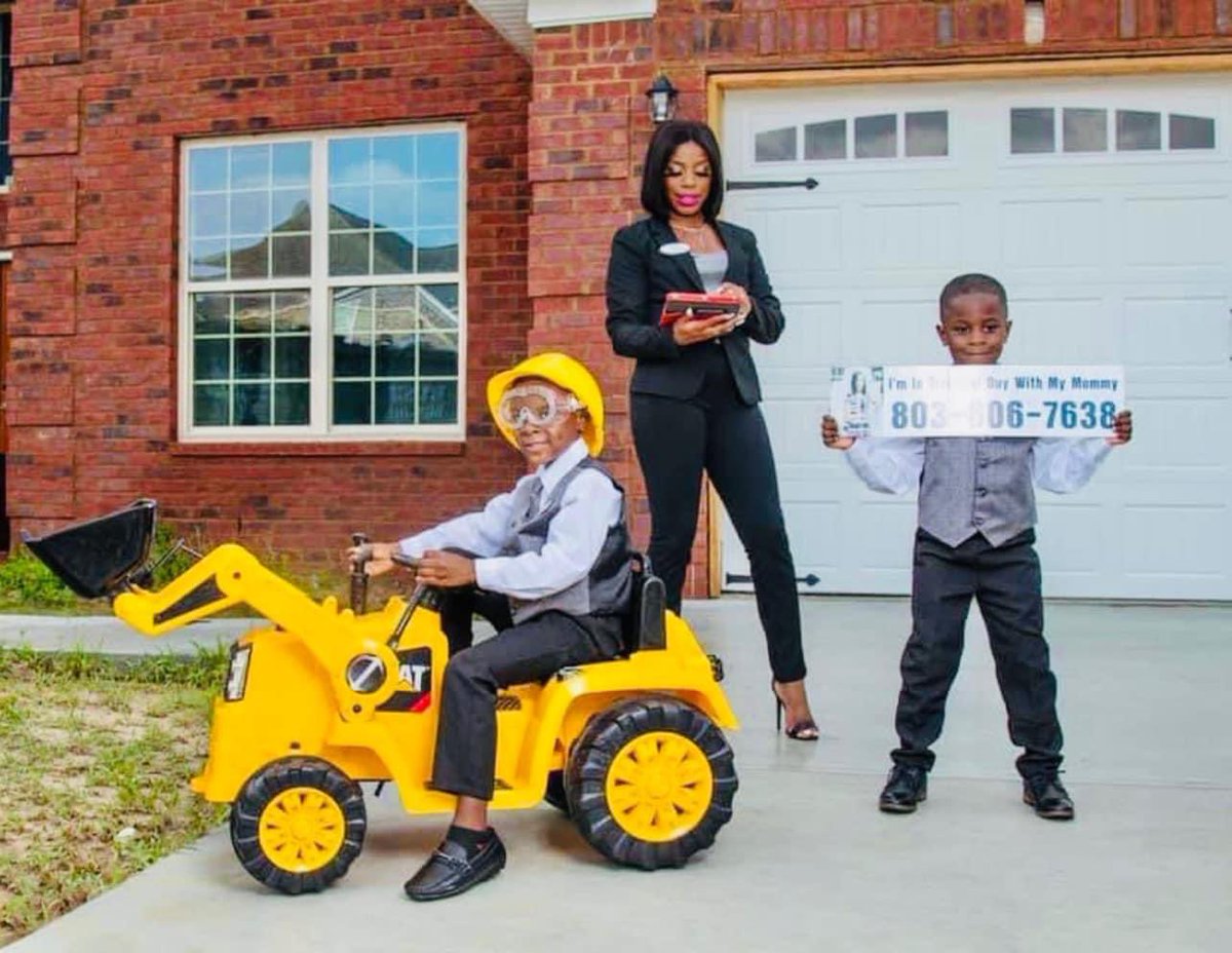 blackownedsc's tweet image. Our hearts go out the the family and friends of 29-year old popular, Florence, South Carolina realtor, Taylor Mcfadden-Robinson who wanted an order of protection on her husband before being killed on January 23. May her legacy forever live on 🕊