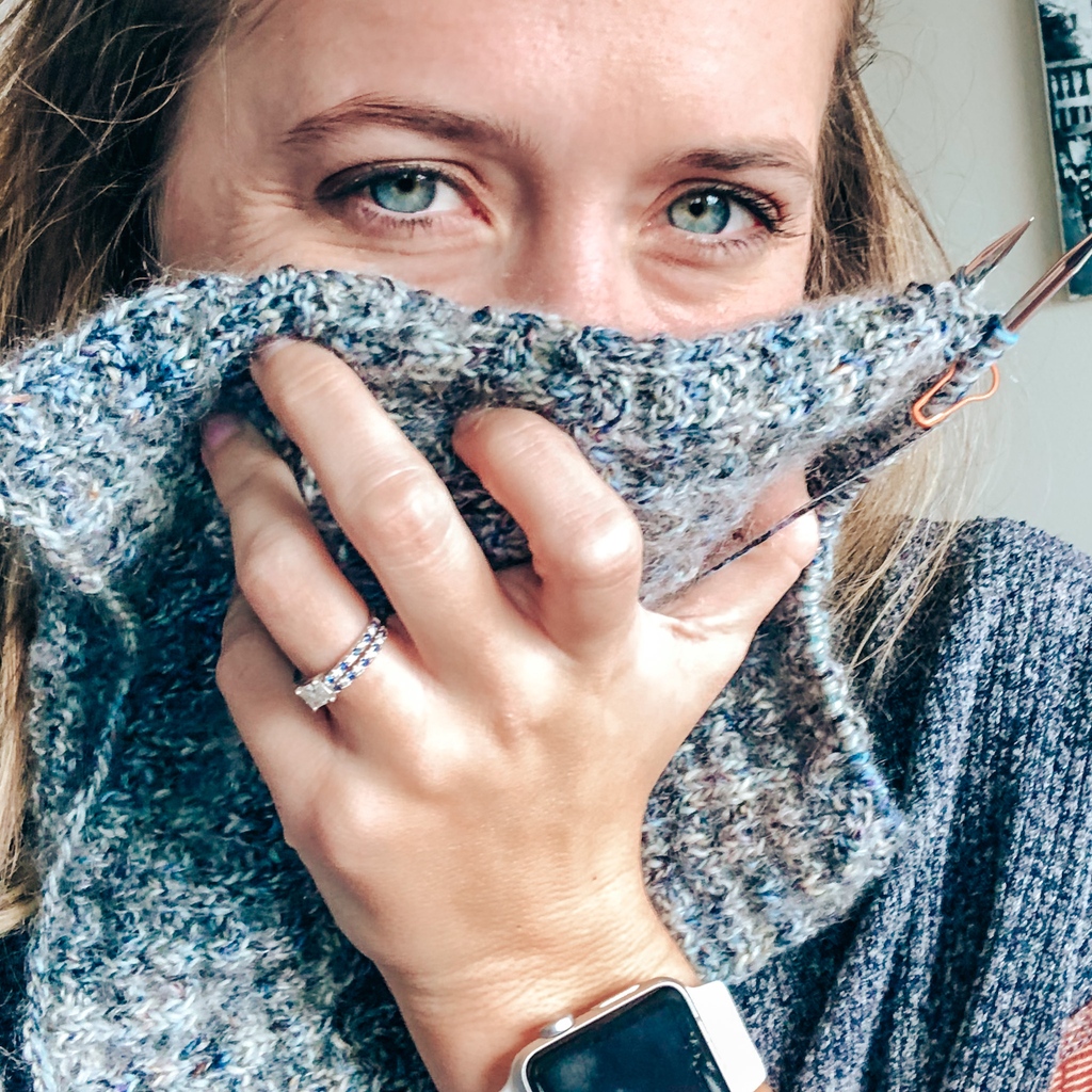 MegDGonzalez's tweet photo. Does anyone else like to snuggle with their WIPs? 

Pattern: Winter Lake Cowl - now available with multiple sizes! 
https://t.co/BRyP0IiDjh https://t.co/KV6u116ehy