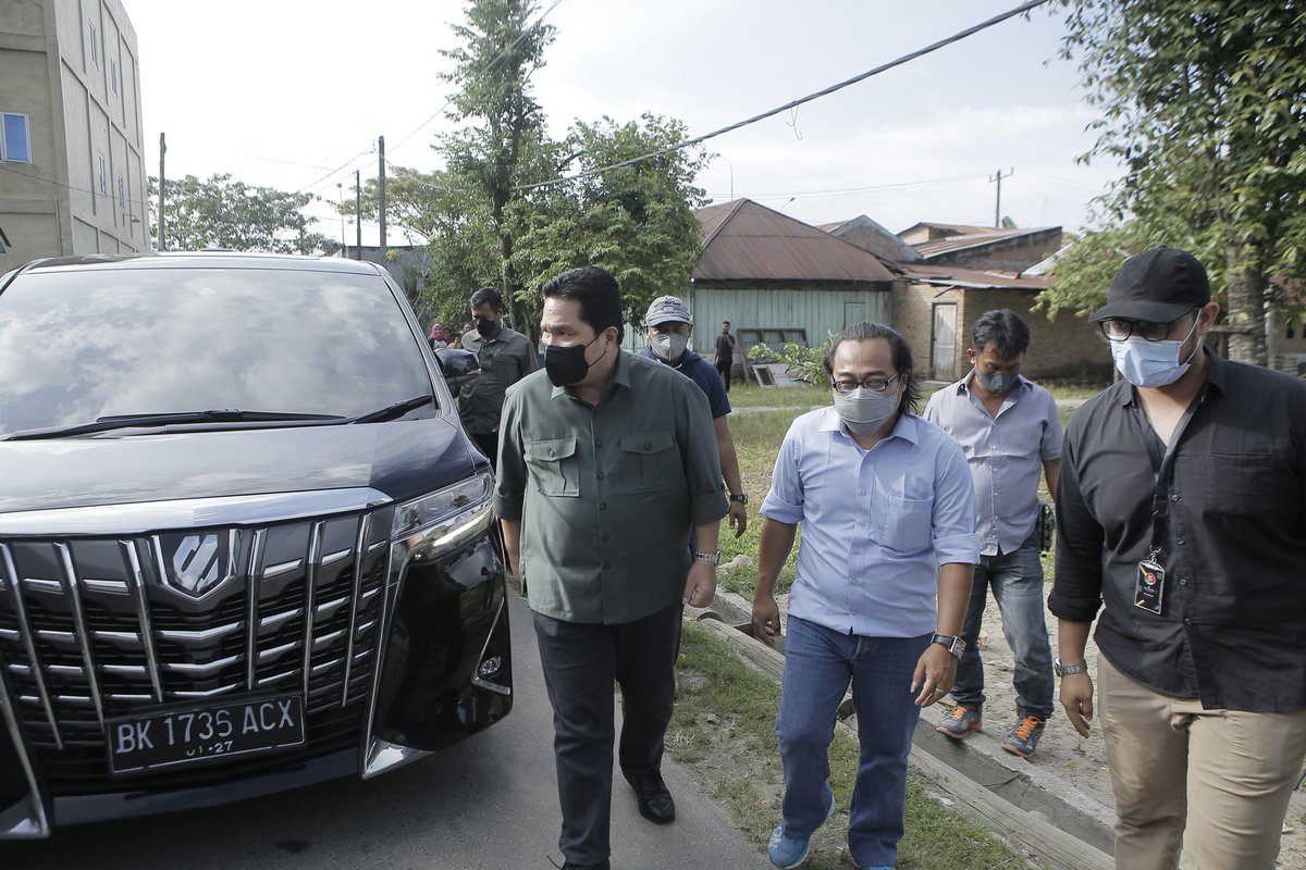 menjemput bapak <a href="/erickthohir/">Erick Thohir</a> ke panggung bersama panglima <a href="/EkodaOfficial/">Ekoda Official</a> kunjungan deliserdang.
