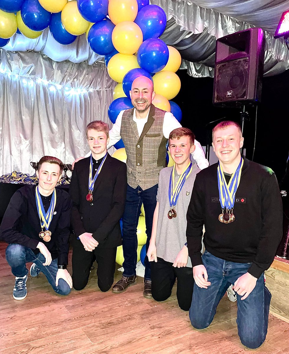 DVSwimmingClub's tweet photo. Saturday’s presentation night was a huge success!
Everyone had a great night and lots of awards given and received!
Well done everyone!
Thanks to @Mel44773889 for the balloon arch and quicksteps #doncaster for the trophies and medals!
#dvswimclub #swimminglife #swimmingclub https://t.co/TmvjgWsoRR