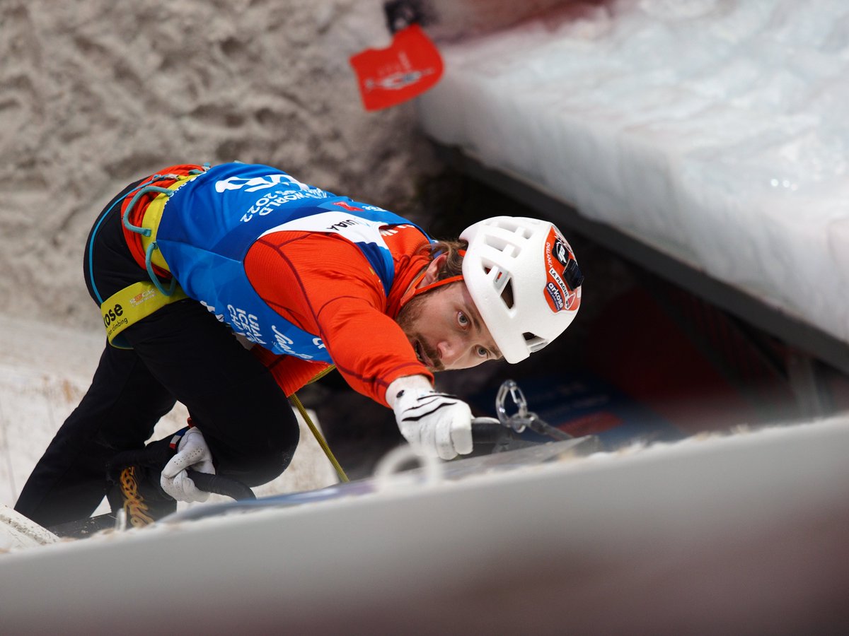 🥇🥉Doublé pour les frères Ladevant au Champ. du monde d'escalade sur glace de Saas Fee 2022 ! La Plagne est fière d’être le partenaire et le port d’attache d’entraînement de Louna et Tristan, sur la tour de glace de Champagny-en-Vanoise ! 👏
