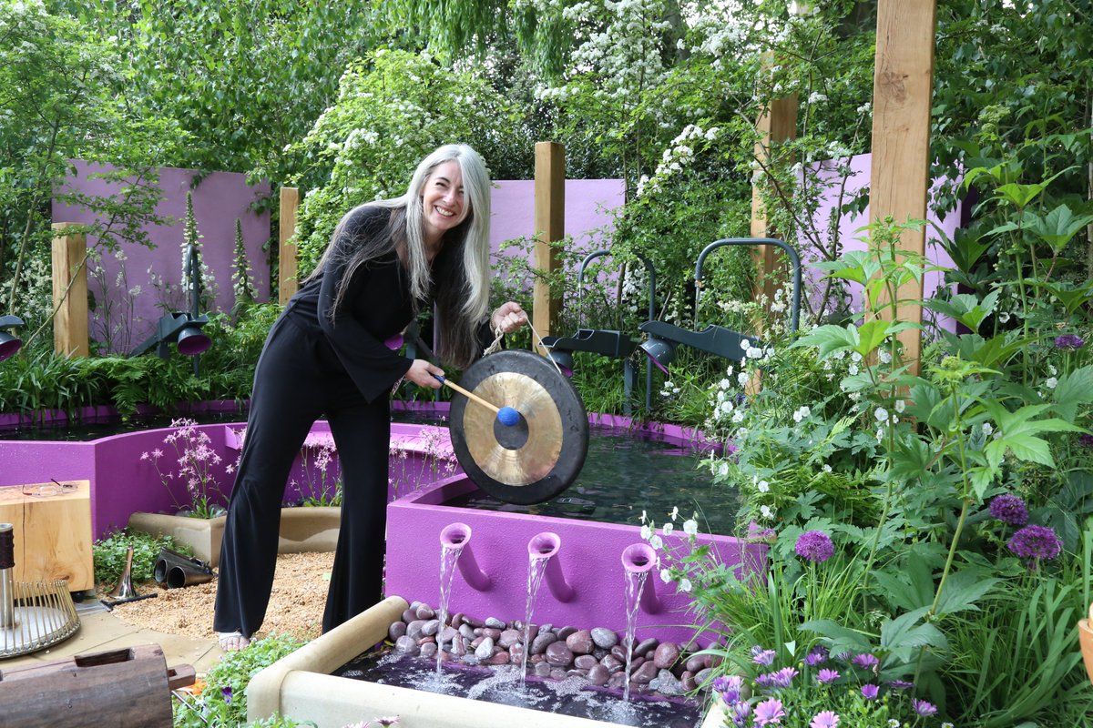 black_dresscode's tweet photo. 🎶NEW BLOG POST🎶

@DameEvelyn  is the World’s Premier Solo Percussionist who, over the past 6 years, has developed The Evelyn Glennie Collection. We visited her to learn more about the stories as well as the educational potential of such a collection.

https://t.co/Bbl3iLLuNg https://t.co/ardNY5QzPL