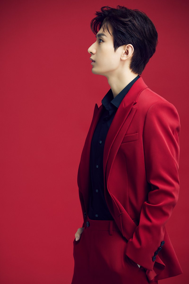 Chengyidotcom's tweet photo. 220201/ Chengyi studio weibo update 

Happy Chinese New Year everyone 🧧 1/2

#Chengyi #成毅 https://t.co/nhB7G0fH6J