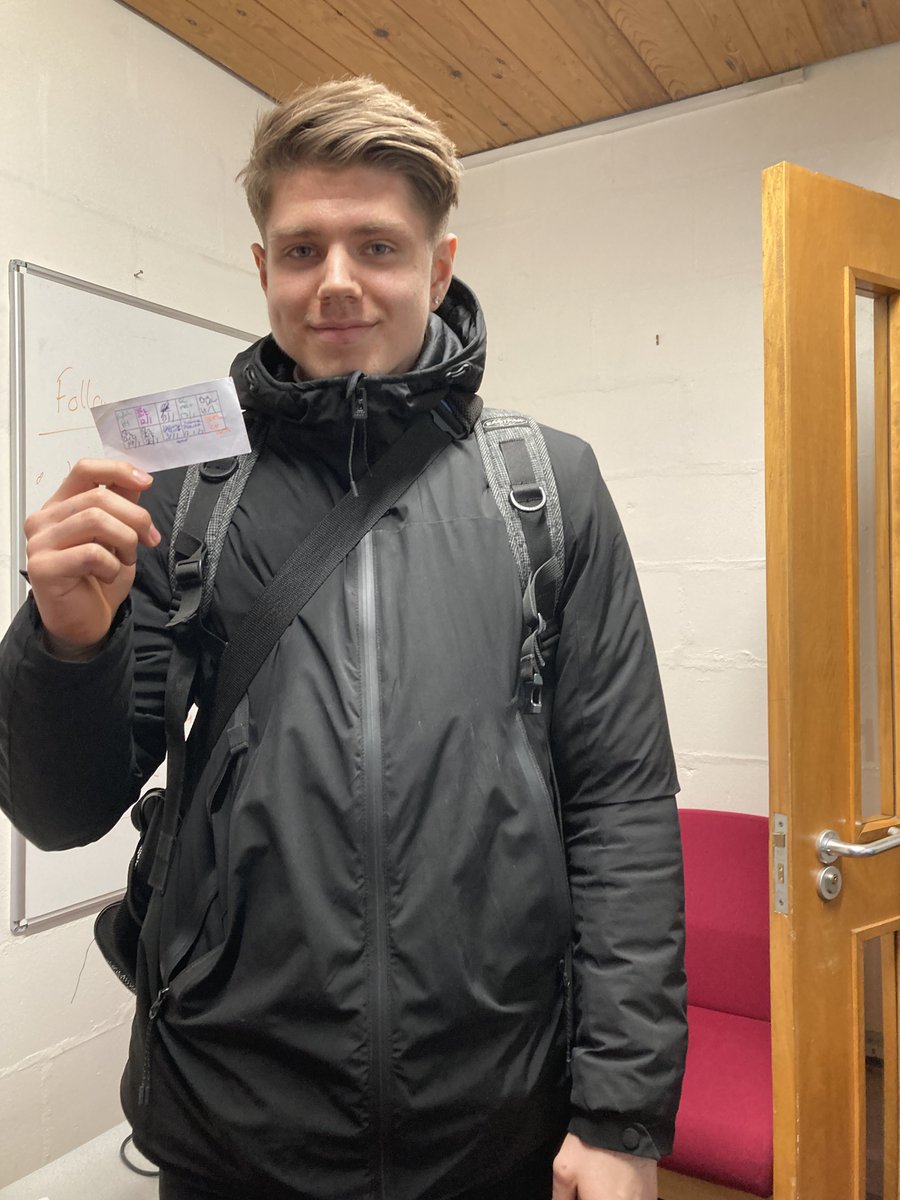 TDMS_Evesham's tweet photo. Our first 1000 hour winner, who has clocked up a fantastic 10 hours of after school revision already! #beprep #getrevising #1000HoursChallenge https://t.co/tOHOQRxG89