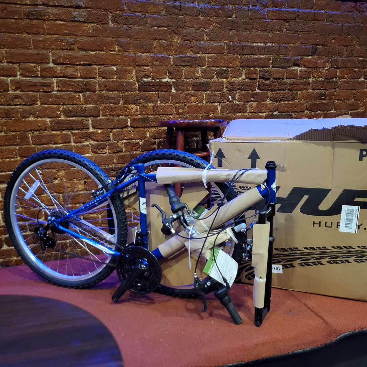 jacafourtwenty's tweet photo. Like and retweet if you want @nayibbukele to help us do a #jaca420 🥫 #bikedrop in #ElSalvador
@HuffyBicycles https://t.co/5PDIRDYFTf