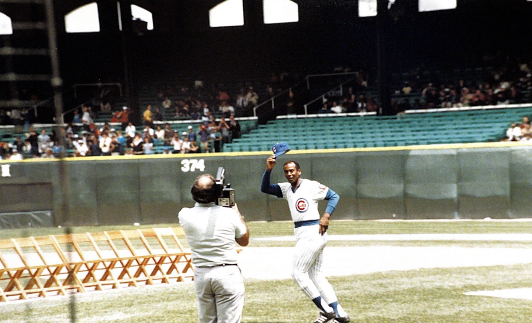 Happy Birthday to the one and only Ernie Banks. In 1959 he and Nellie Fox both won MVP awards. 