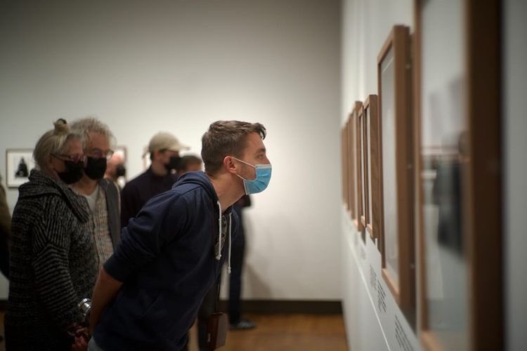 tim_wiegerinck's tweet photo. And last but not least me and a few members of @AnalogClubNL visited the @rijksmuseum to see the exhibit of Vincent Mentzel, a Dutch photojournalist! #believeinfilm https://t.co/xg9L7ZUhiO