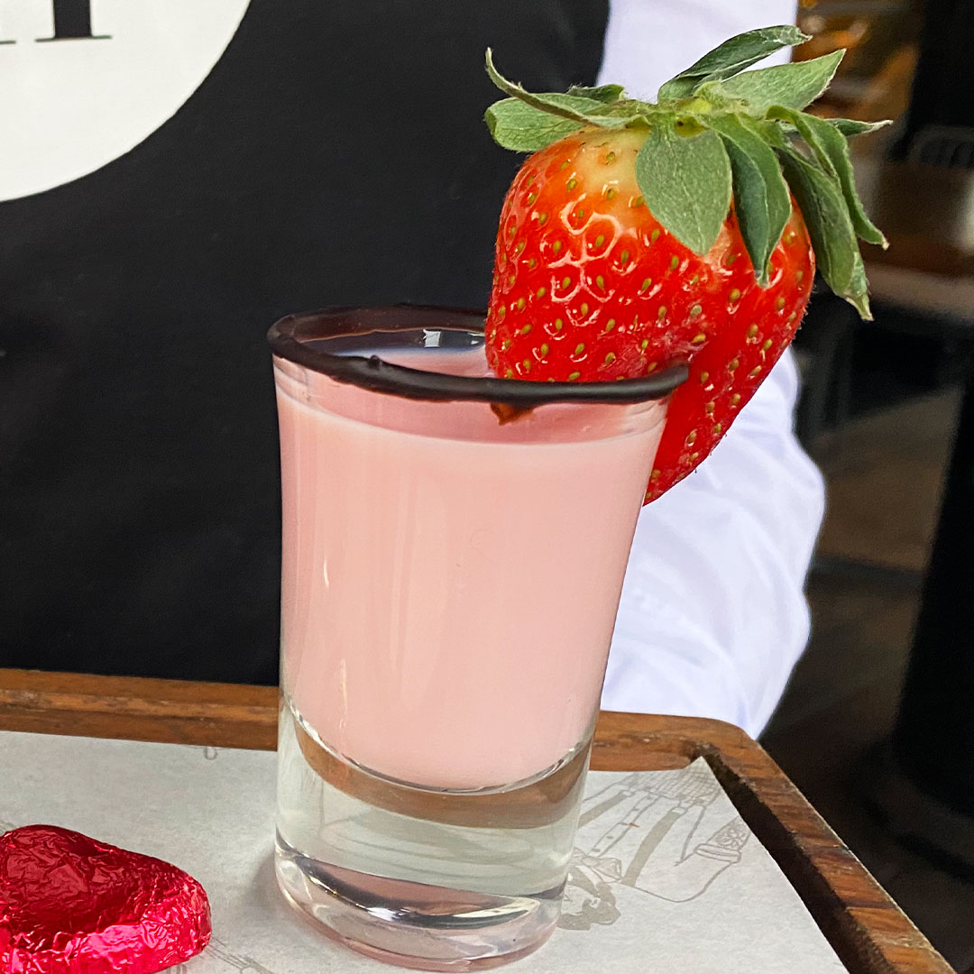 Valentine's Day Cocktail (shots) number 2 ~ 'It's A Match' ❤️
This Valentine's drink is based on the online dating phrase that shows when a complementary pair is matched together based on their profile 'on paper'. Take a shot to boost your confidence this Valentine's Day! ❤️