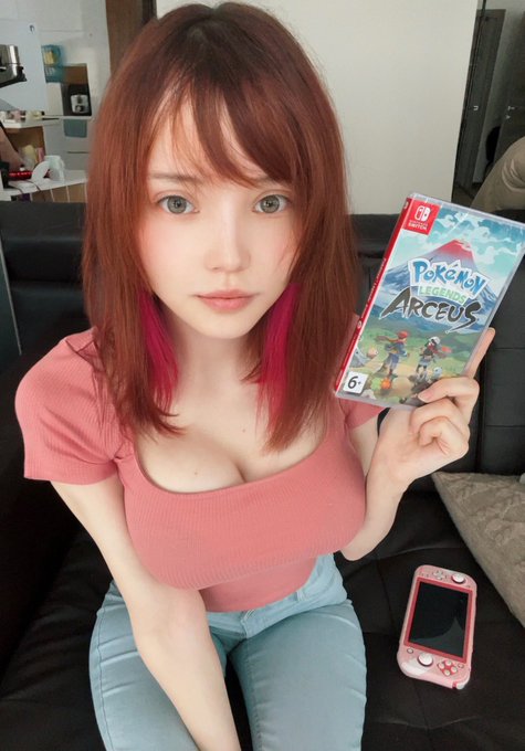 Watch Alisa Pika Pika's leaked NSFW photo on TwXstars