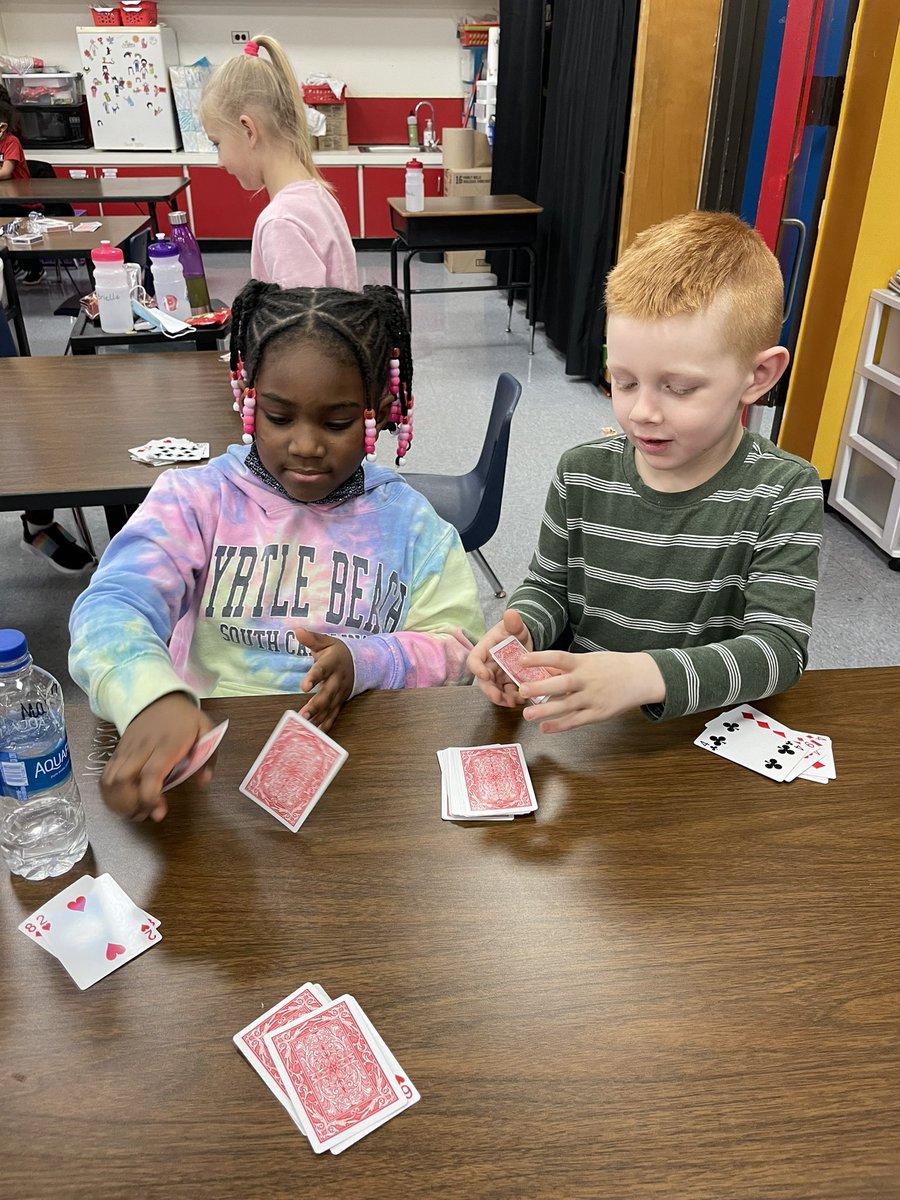 Kelly Hain tweet media