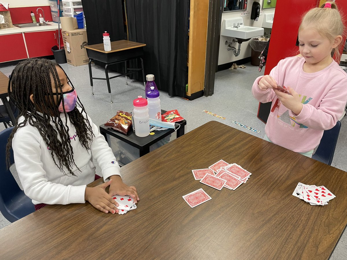 Kelly Hain tweet media