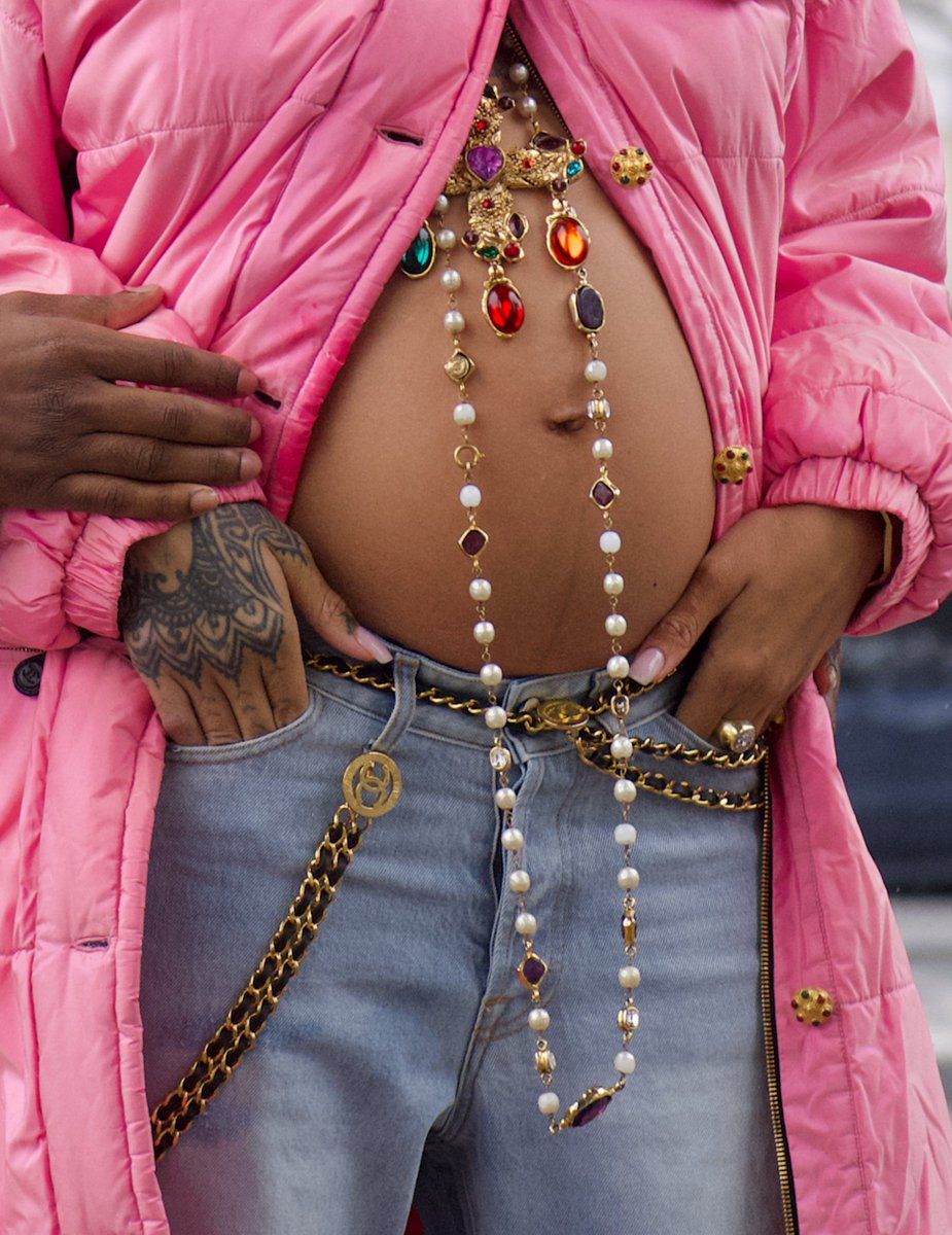 MetroUK's tweet photo. The Grammy-winner also shared her interest in starting a family during a recent interview with British Vogue.

‘I’ll have kids – three or four of ’em.’

Rihanna and A$AP Rocky ae guaranteed to give us mini fashion icons 👑 https://t.co/3mJ7RFrfcW