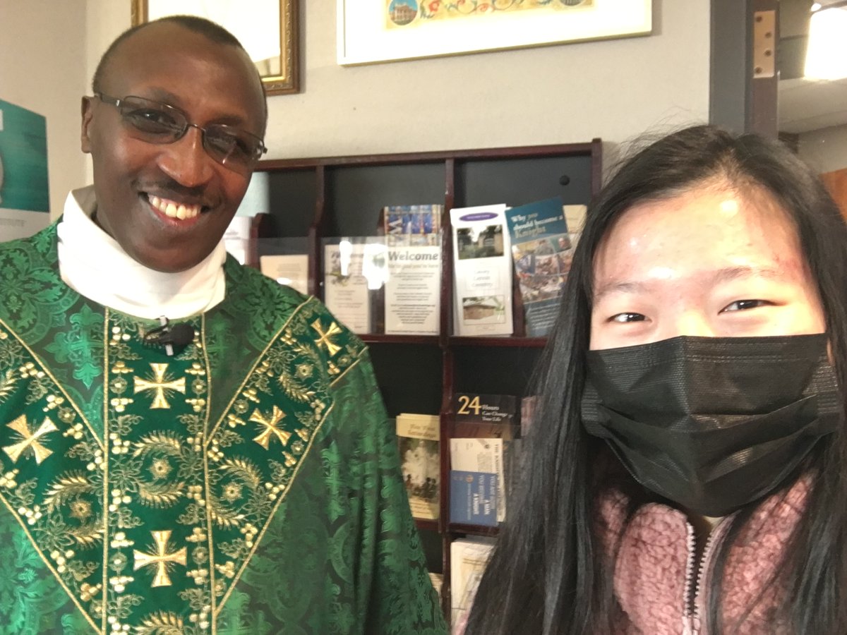 StPatrickHouse's tweet photo. #picswithmypastor https://t.co/lTpM7CZoXv