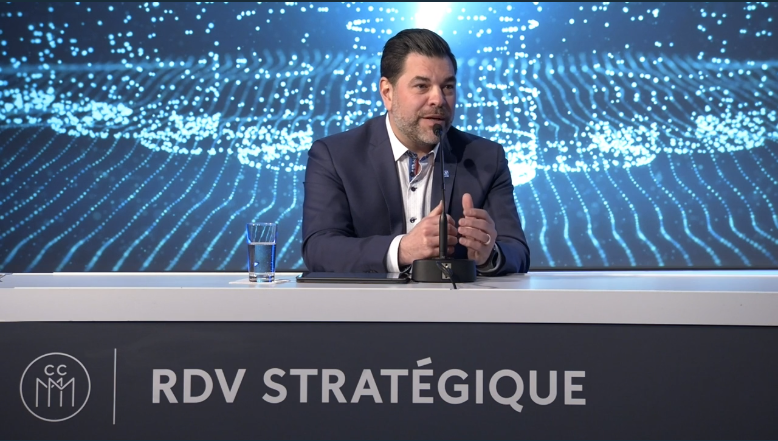 KarineBoilly's tweet photo. Démultiplier les stratégies d’une filière #batterie #durable c’est consolider nos chaines de valeur d’ici, se différencier, agir vite, investir dans l'optimisation de l’extraction du minerai à la production et au recyclage des batteries
#RDVCCMM #CCMM #Transport #TEI 
#PEV2030 https://t.co/QeYEcWtUMH