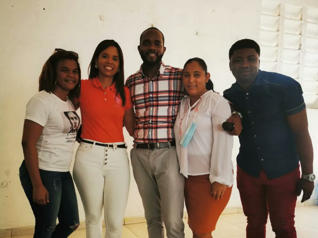Feliz Dia Nacional de la Juventud. A todos esos jovenes que dia a dia luchan por sus sueños, nunca desmaye, cree en ti, empoderate, persiste. El camino no es facil, pero nunca imposible. Levantate con la Fe en alto y con el animo de lograr tu proposito

#DiaNacionalDeLaJuventud