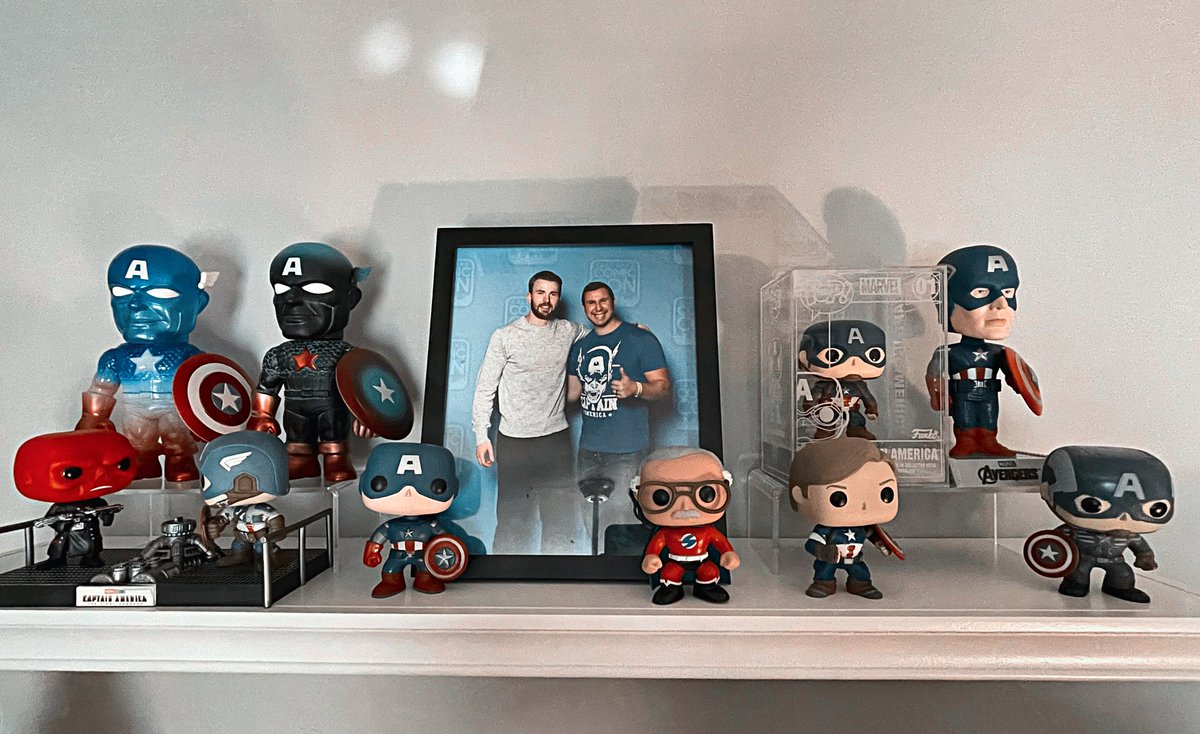 #SteveRogers/ #CaptainAmerica: If you get hurt, hurt them back. If you get killed, walk it off. 

I hope you all have a Marvelous Monday!! 

📸 @OriginalFunko 
👑  #MyFunkoStory                 
💖 #FunaticOfTheWeek 
✨ #Funko | #FunkoShelfie