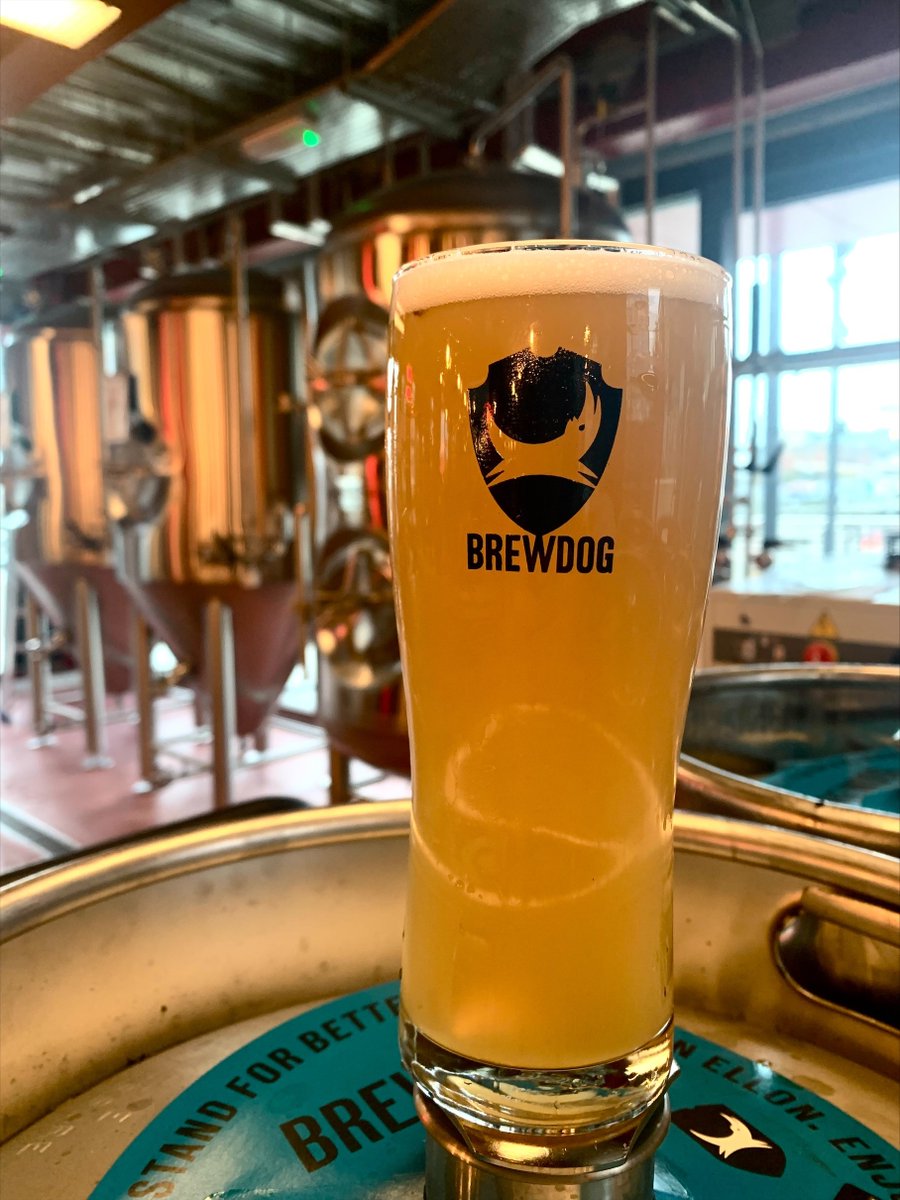 LIGHTEN UP is back⚡️Brewed on-site, it's everything you love in a Hazy Pale Ale, and it's only with us for a limited time - it won't be around for long so come join us for a pint!