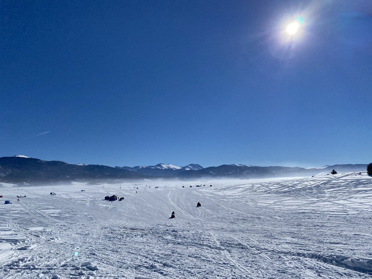 McKennaHarford's tweet photo. #journalismjob alert!!! Sky-Hi is looking for a reporter. Live in the beautiful Rocky Mountains and cover anything and everything. Housing potentially available!! DM me if you have questions! https://t.co/uZeg9dkPg3 https://t.co/q6j7WNuJfW